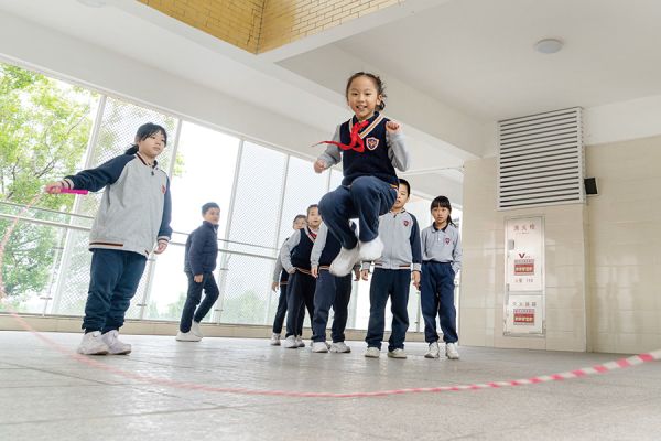 课间时间跃动起来(海珠区第四实验小学供图)